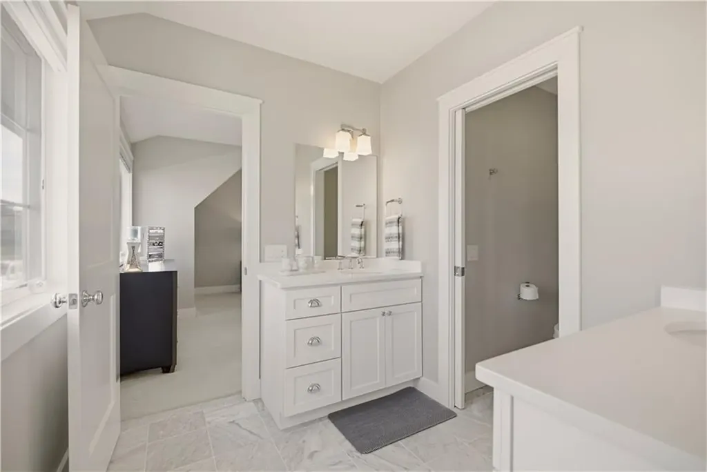 165 Newport Harbor Drive Portsmouth RI 02871