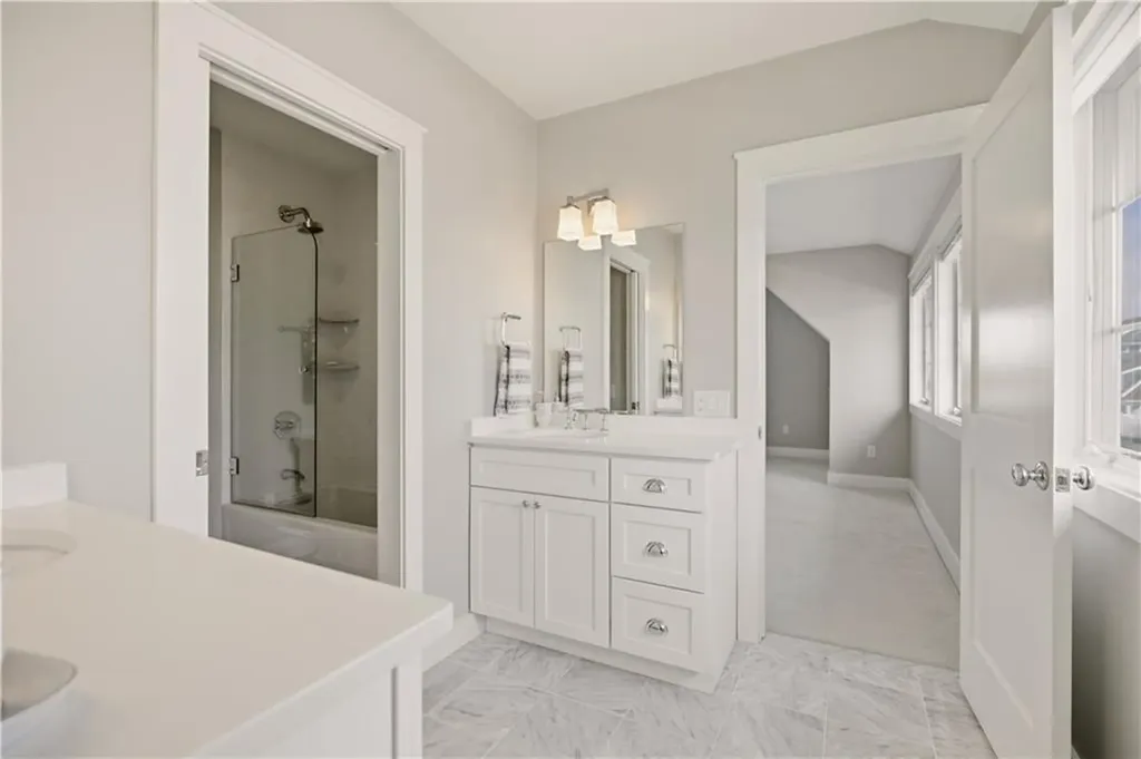 165 Newport Harbor Drive Portsmouth RI 02871