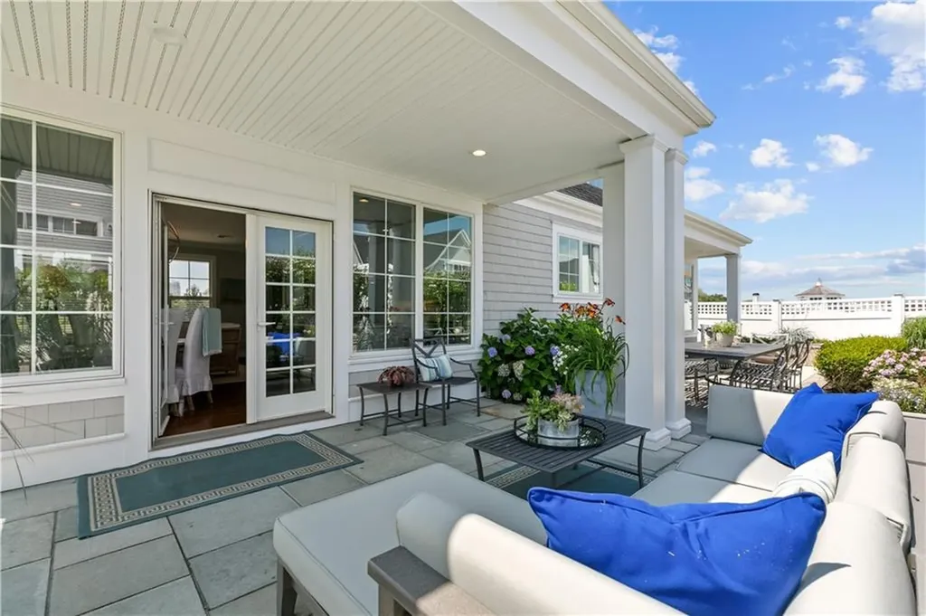 165 Newport Harbor Drive Portsmouth RI 02871