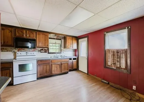 15 Hope Court West Warwick RI 02893