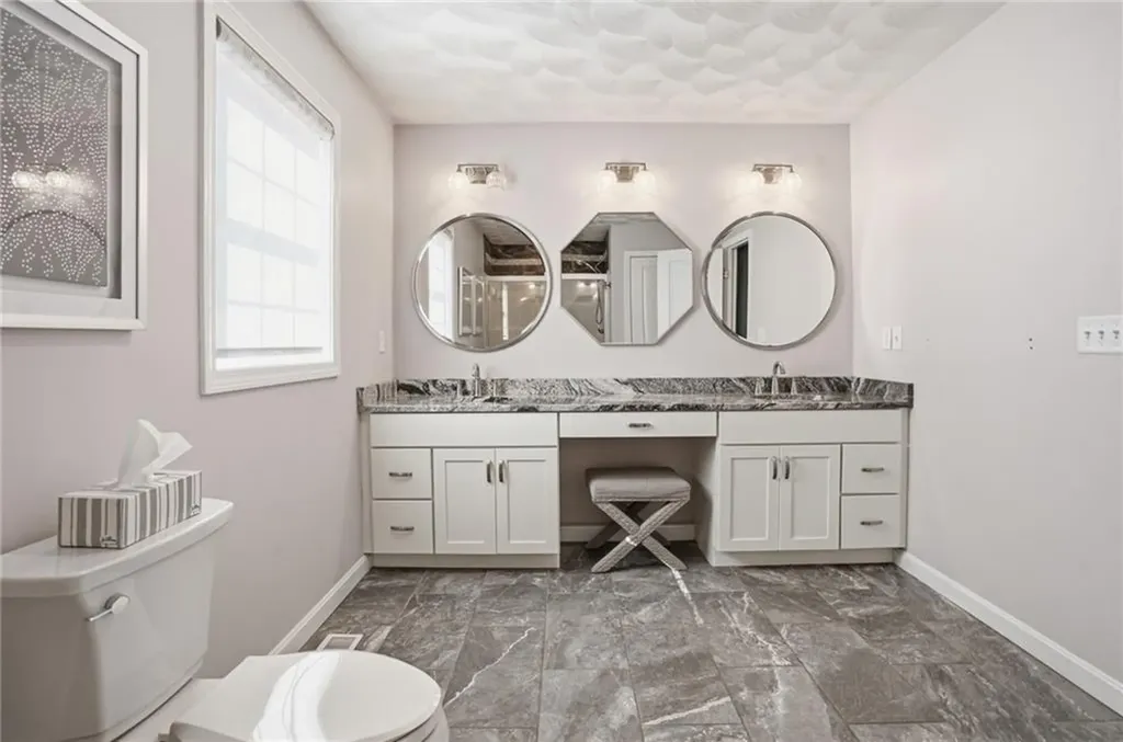 36 Abatecola Way Johnston RI 02919