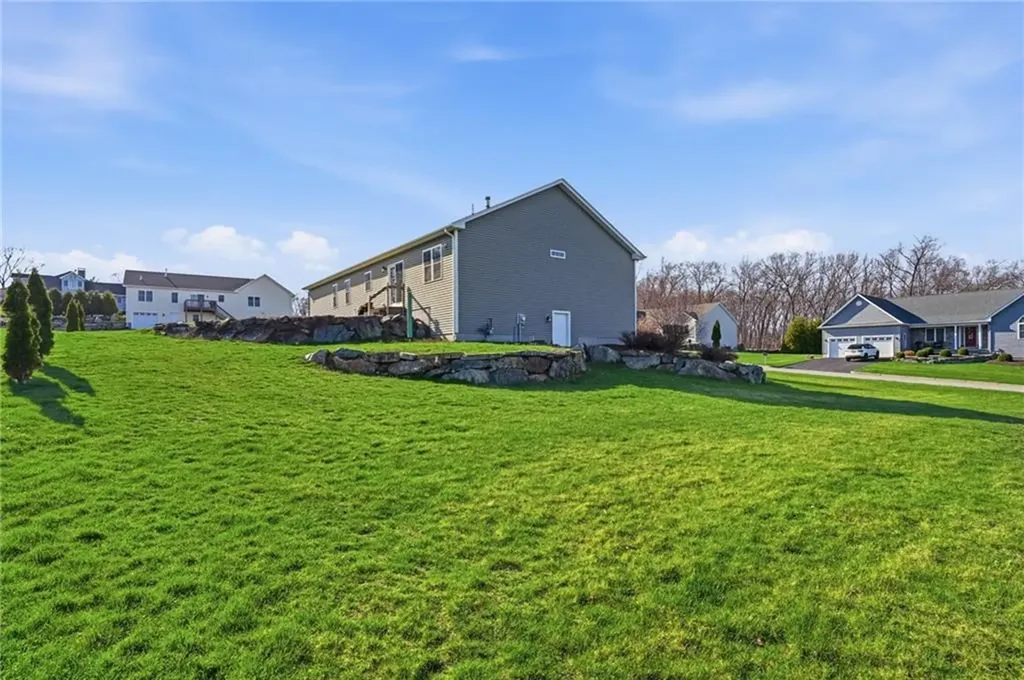 36 Abatecola Way Johnston RI 02919