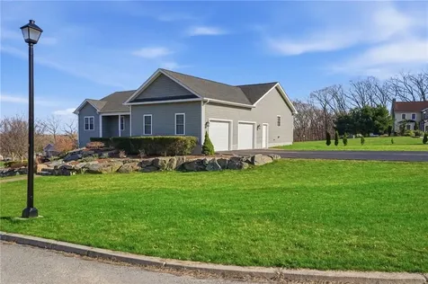 36 Abatecola Way Johnston RI 02919