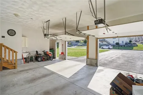 36 Abatecola Way Johnston RI 02919
