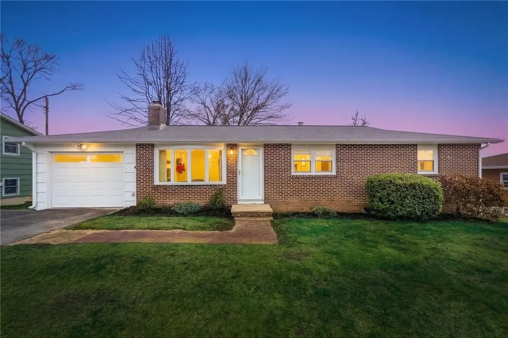 137 Monterey Drive West Warwick RI 02893