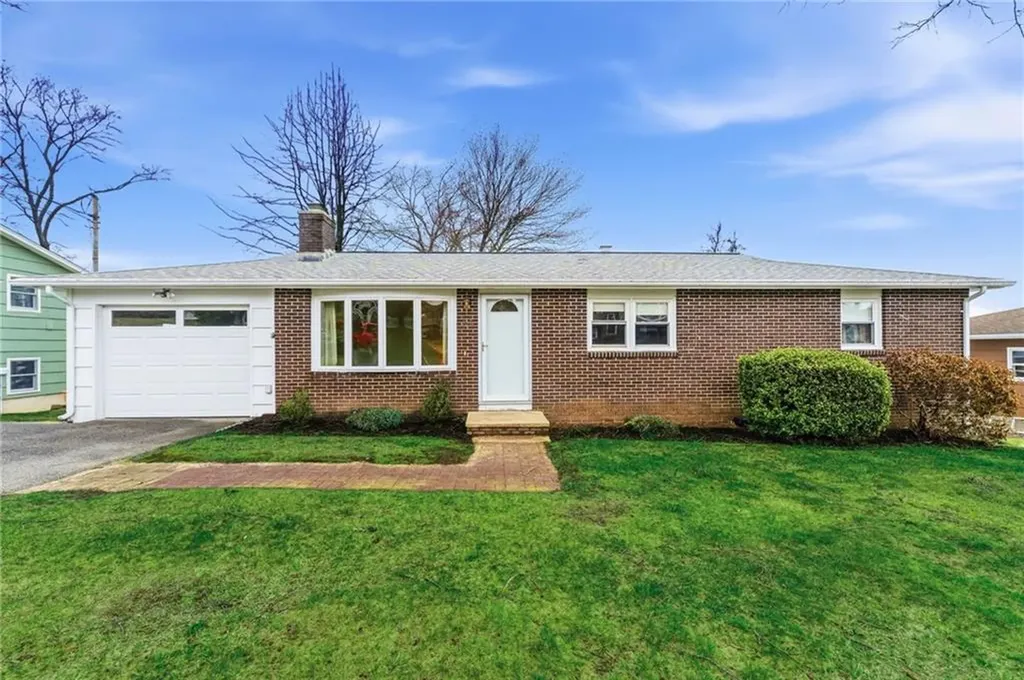 137 Monterey Drive West Warwick RI 02893