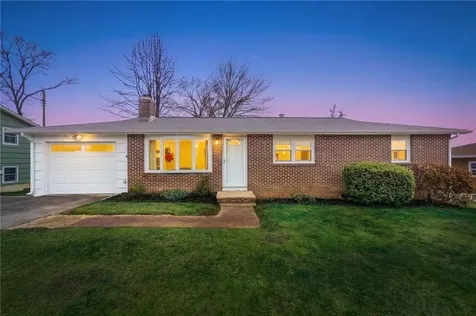 137 Monterey Drive West Warwick RI 02893