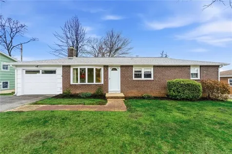 137 Monterey Drive West Warwick RI 02893