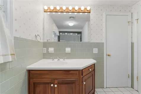 137 Monterey Drive West Warwick RI 02893