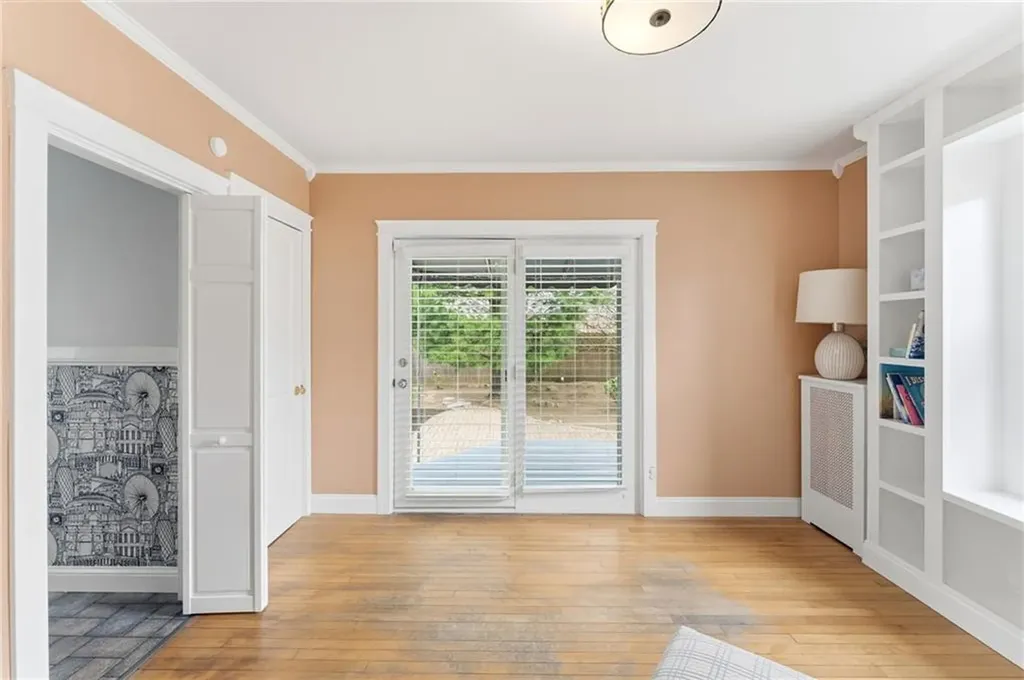 41 Whitcomb Road East Providence RI 02915