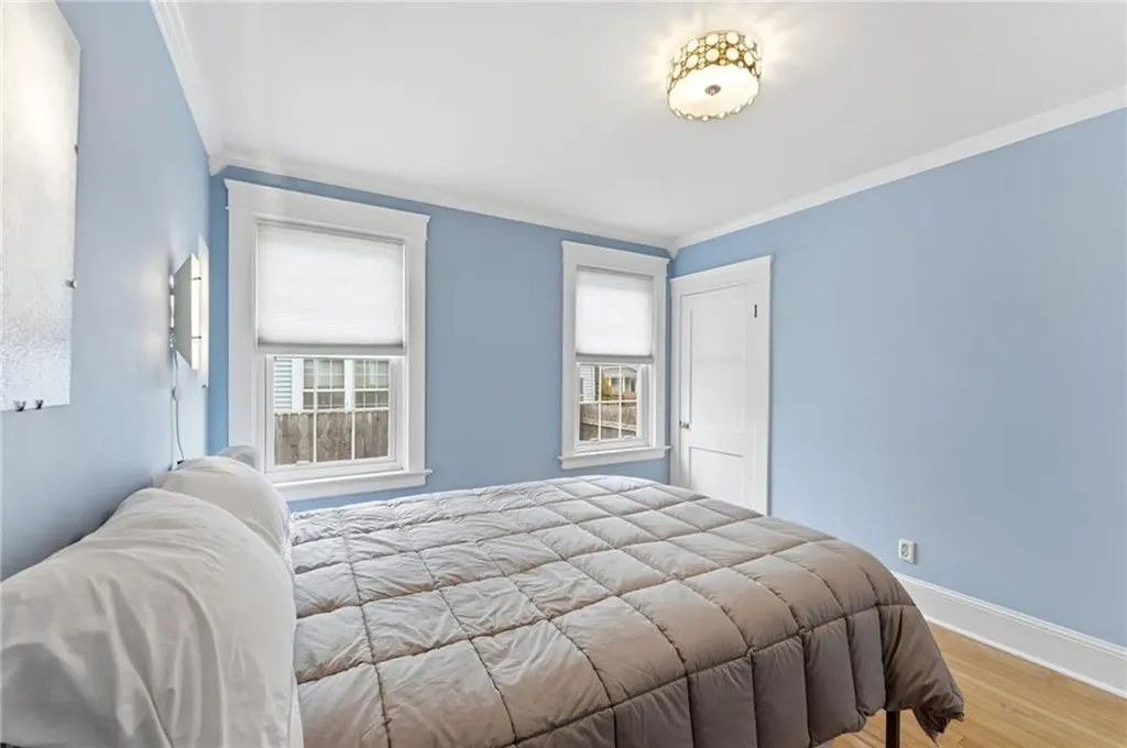 41 Whitcomb Road East Providence RI 02915