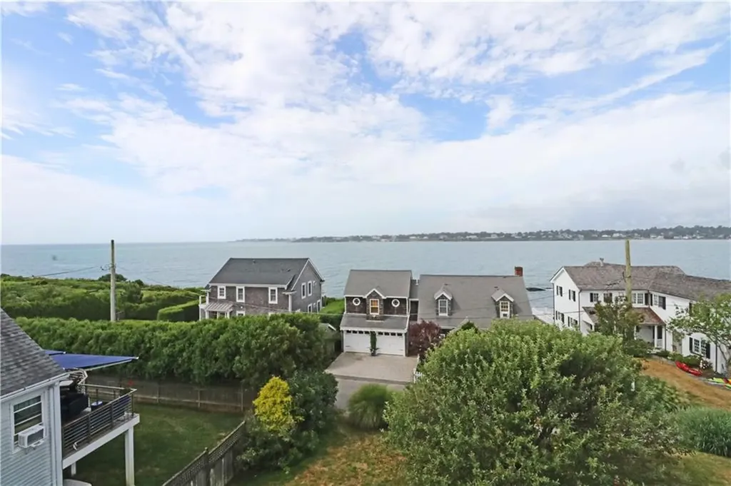 249 Tuckerman Avenue Middletown RI 02842