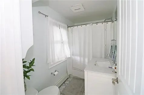 249 Tuckerman Avenue Middletown RI 02842
