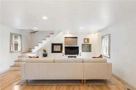 27 Padelford Street Providence RI 02906