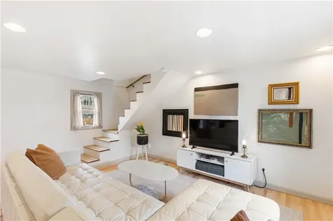 27 Padelford Street Providence RI 02906