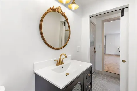 27 Padelford Street Providence RI 02906