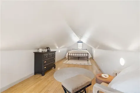 27 Padelford Street Providence RI 02906