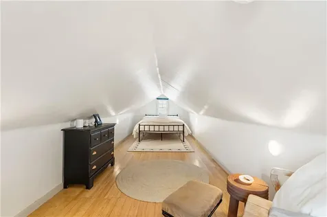 27 Padelford Street Providence RI 02906