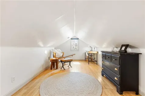 27 Padelford Street Providence RI 02906