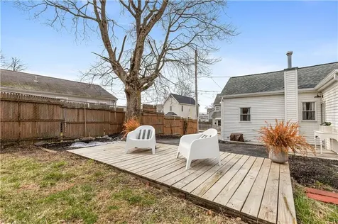 27 Padelford Street Providence RI 02906