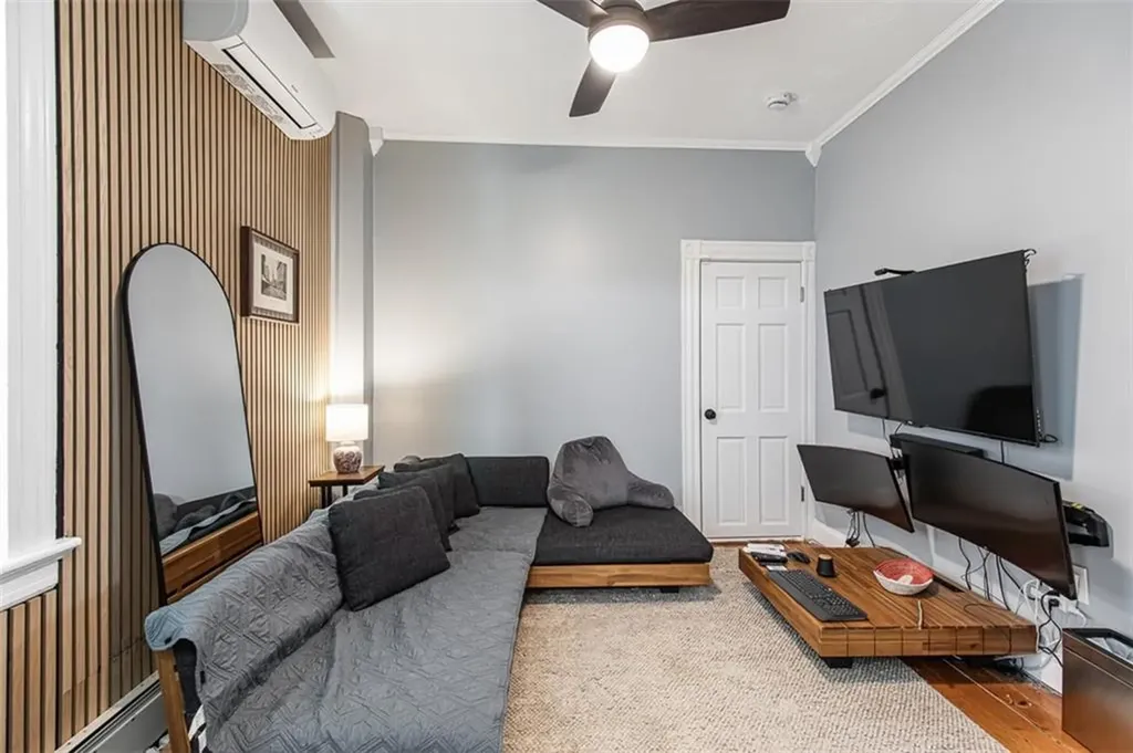 104 Tell Street Providence RI 02909