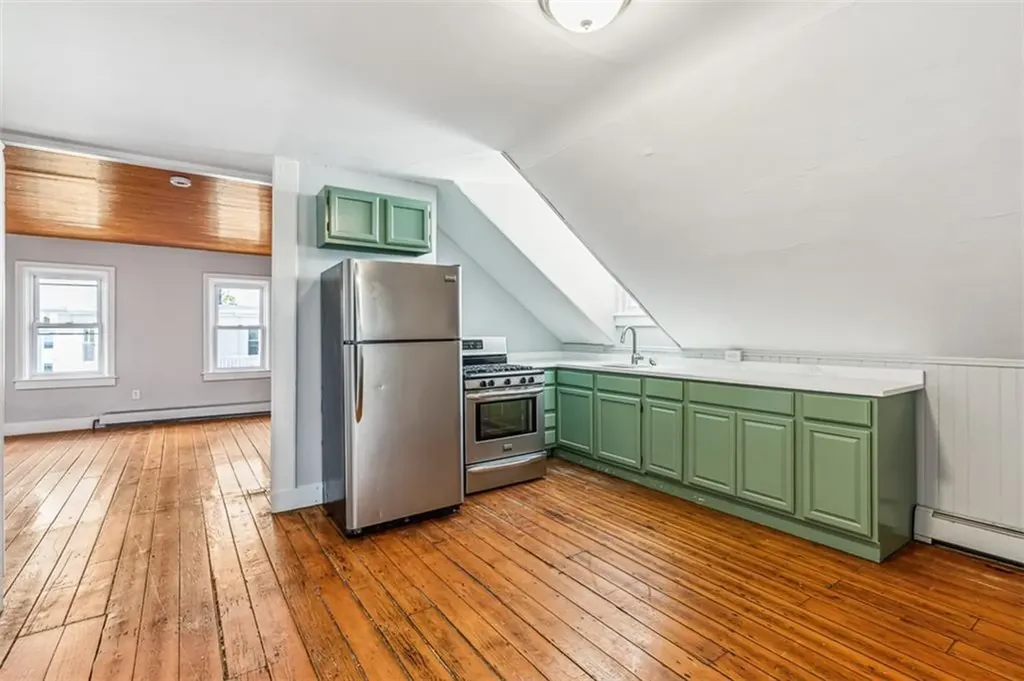 104 Tell Street Providence RI 02909