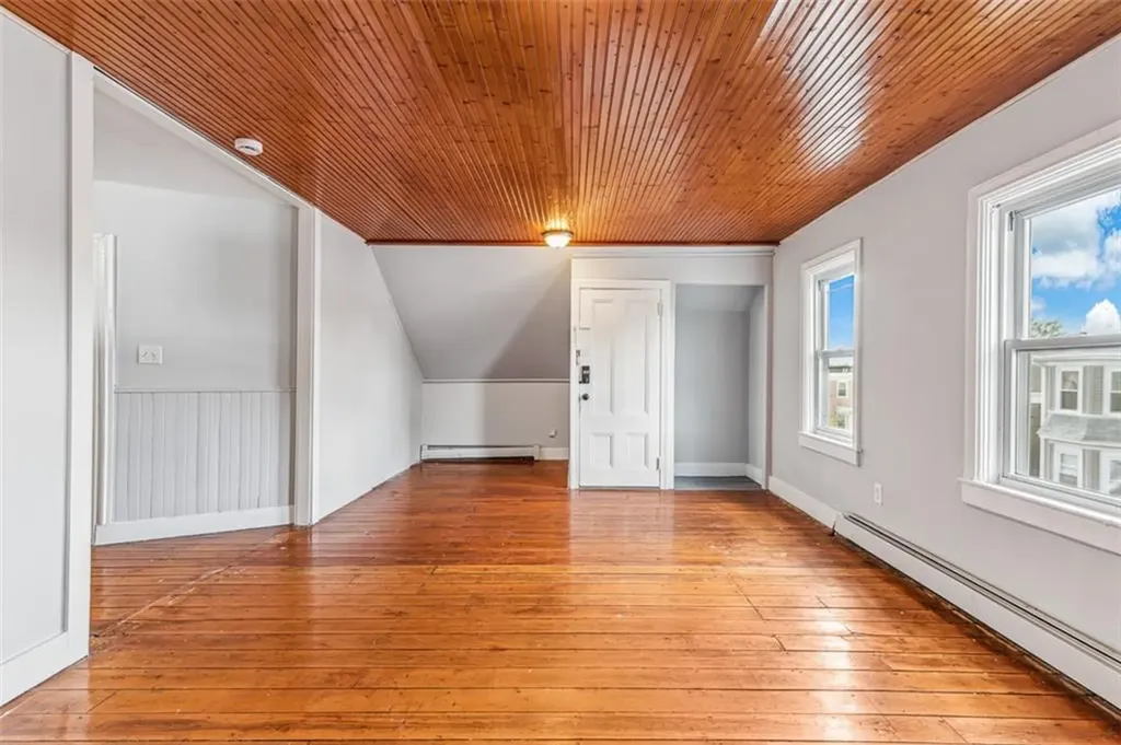 104 Tell Street Providence RI 02909
