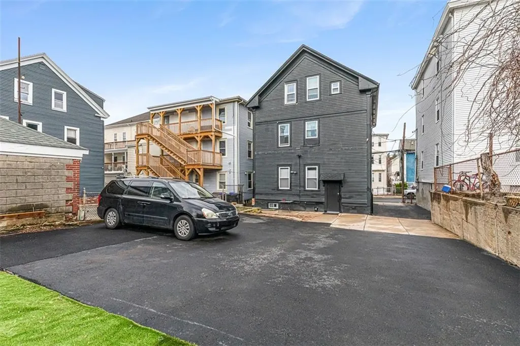 104 Tell Street Providence RI 02909