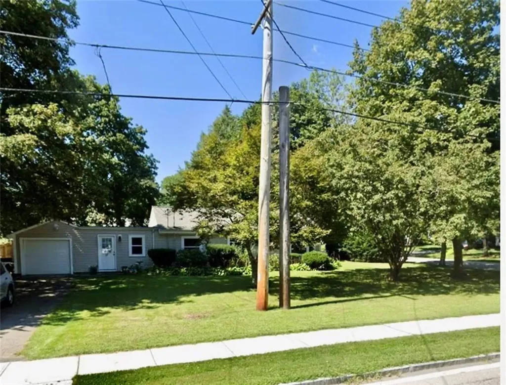 57 Middle Highway Barrington RI 02806