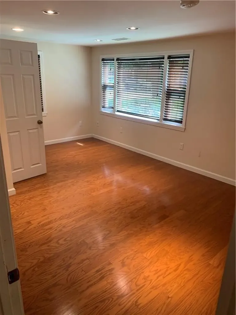 57 Middle Highway Barrington RI 02806