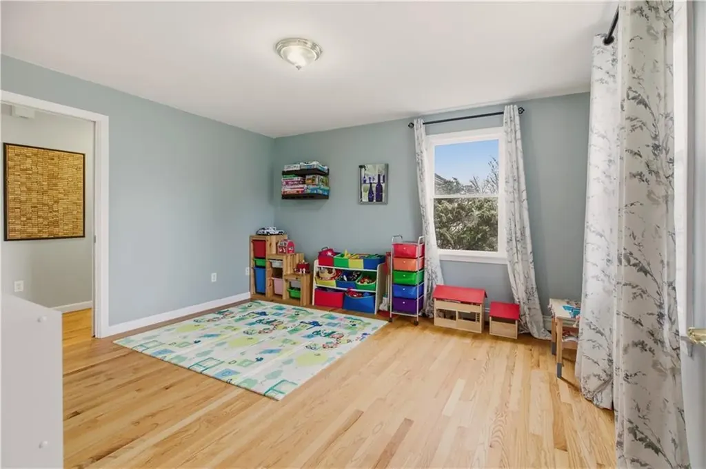 23 West Passage Drive Portsmouth RI 02871
