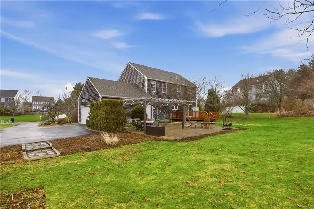 23 West Passage Drive Portsmouth RI 02871