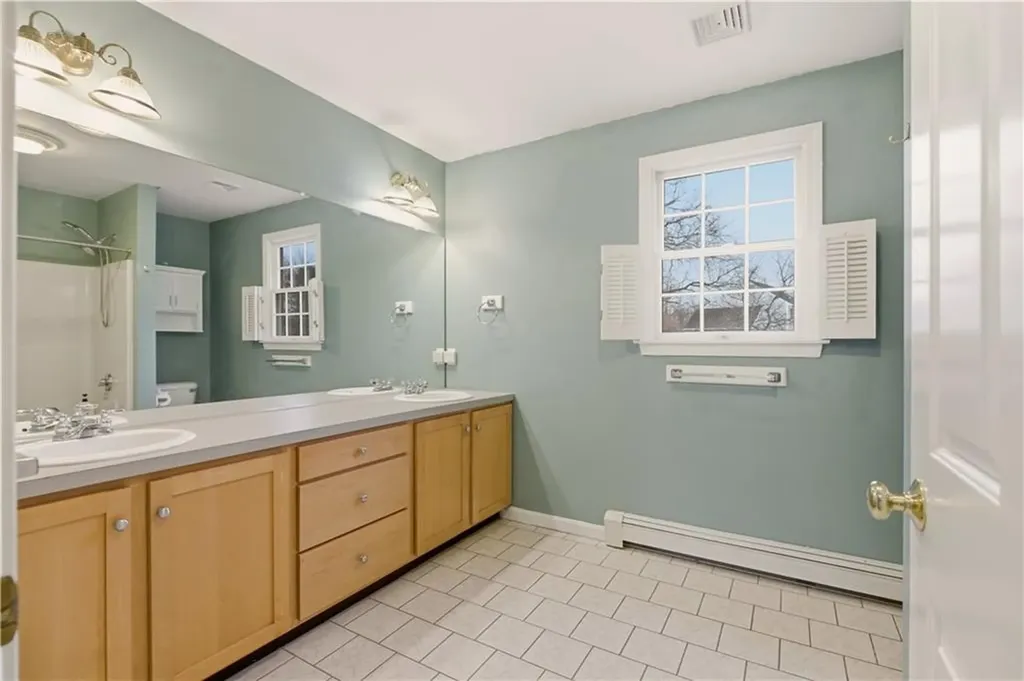 23 West Passage Drive Portsmouth RI 02871