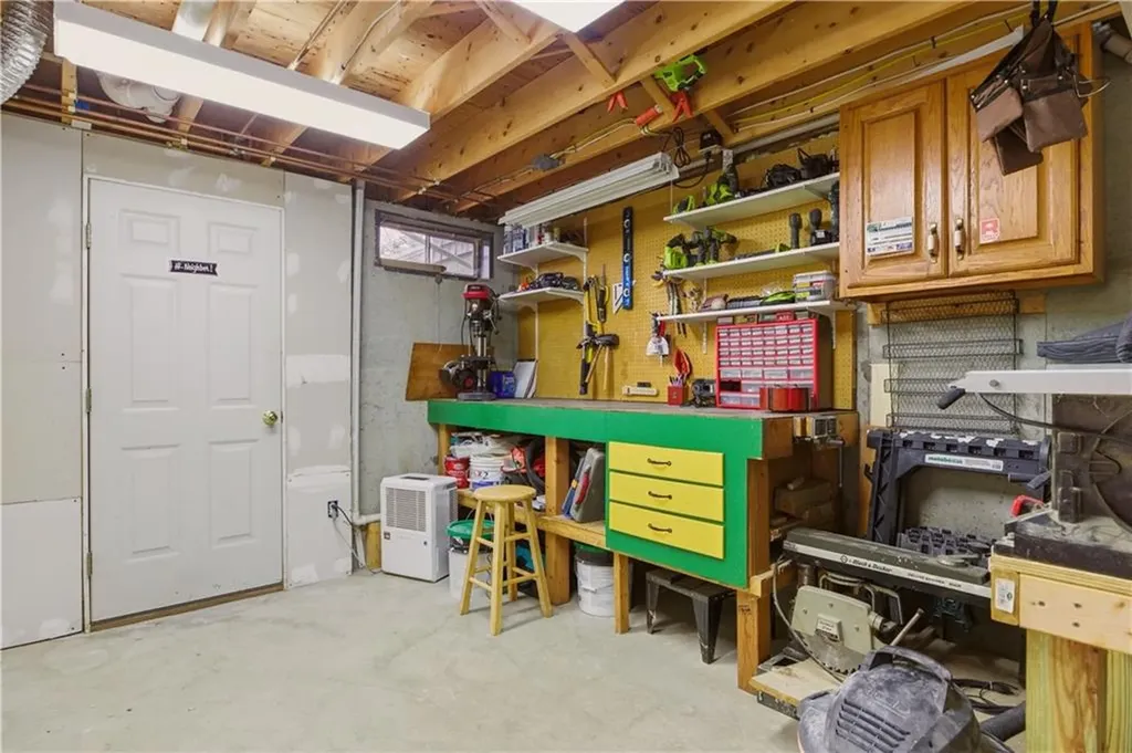 23 West Passage Drive Portsmouth RI 02871