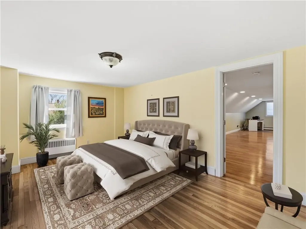 11 Fountain Avenue Barrington RI 02806