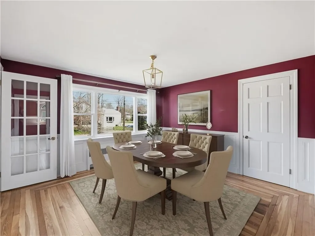 11 Fountain Avenue Barrington RI 02806
