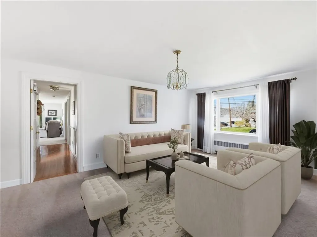 11 Fountain Avenue Barrington RI 02806