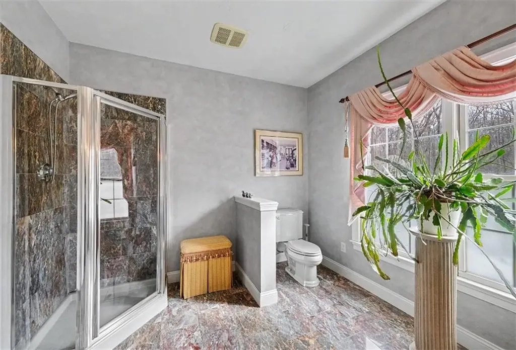 13 West Butterfly Way Lincoln RI 028654