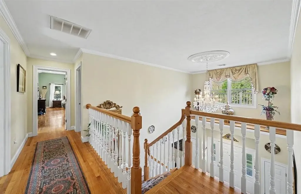 13 West Butterfly Way Lincoln RI 028654