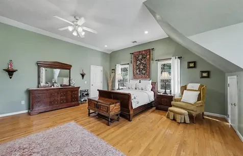 13 West Butterfly Way Lincoln RI 028654