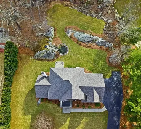 13 West Butterfly Way Lincoln RI 028654