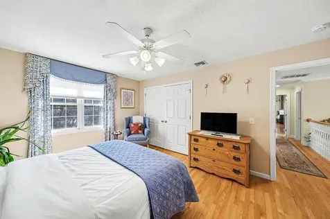 13 West Butterfly Way Lincoln RI 028654