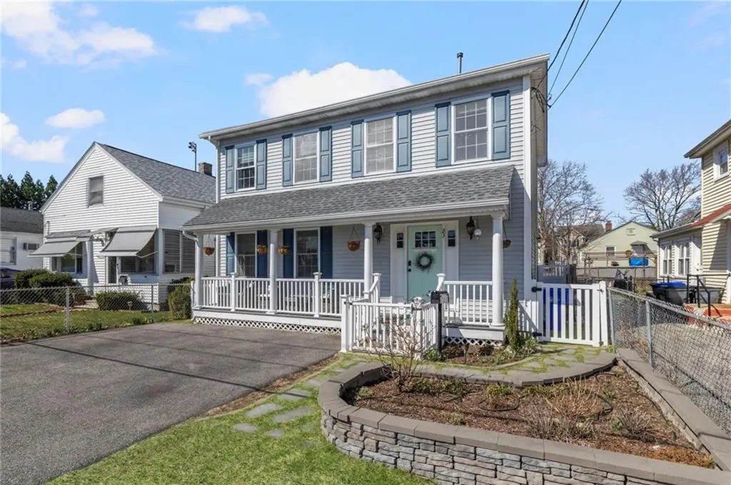 23 Annie Street Providence RI 02908