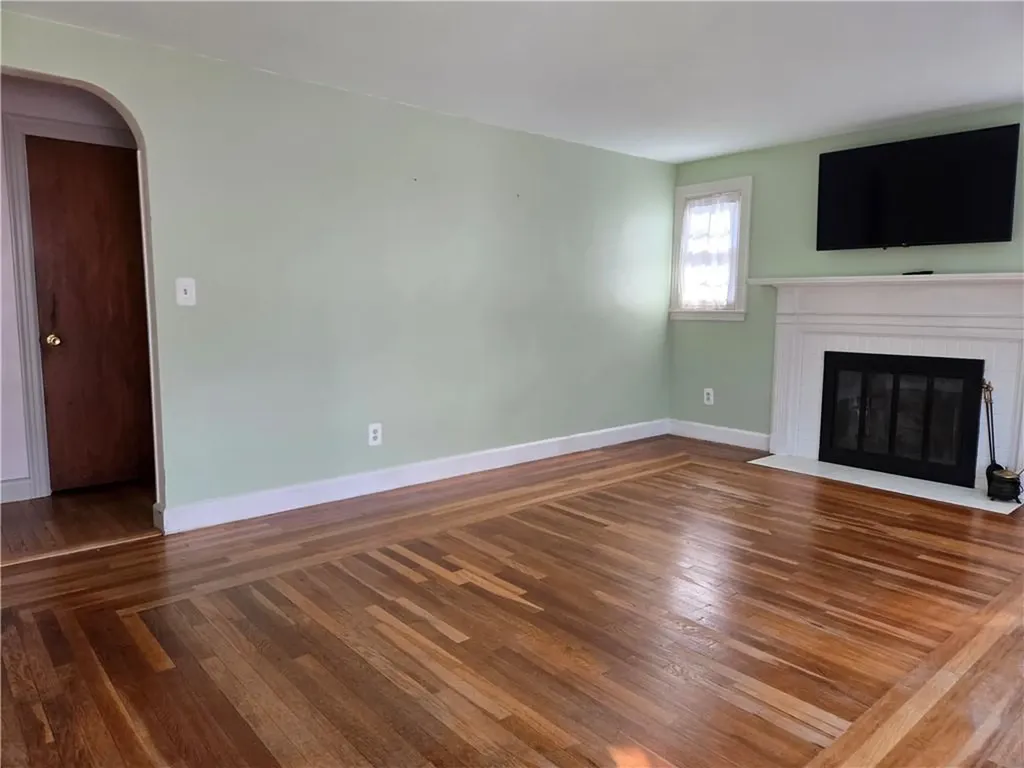46 Galant Drive Warwick RI 02886
