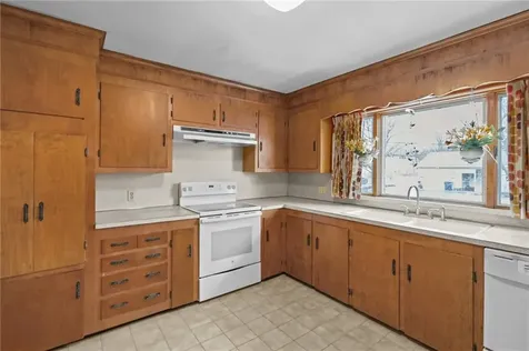 15 Cranberry Street North Providence RI 02904