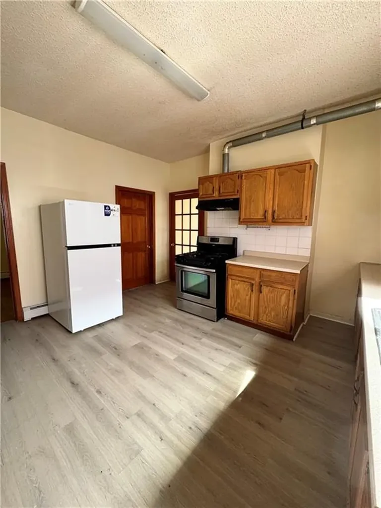 166 Bath Street Providence RI 02908