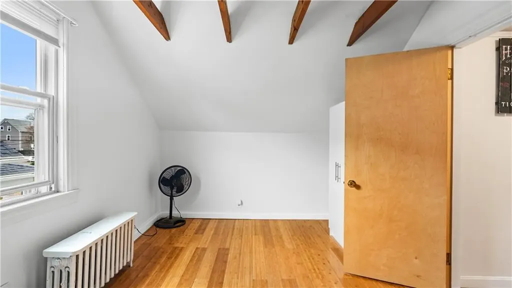 103 Oakland Avenue Cranston RI 02910