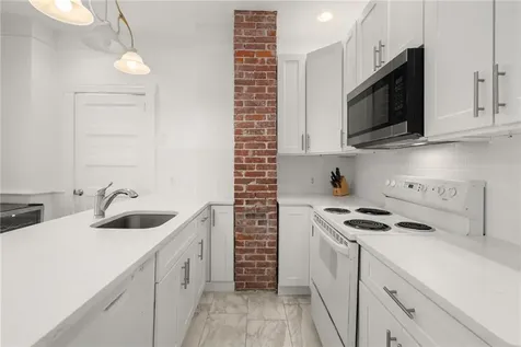 34 Bull Street Newport RI 02840