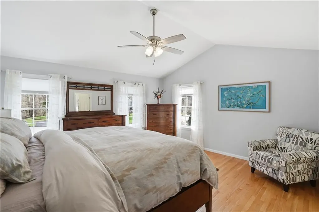 52 Hummingbird Lane Cranston RI 02921