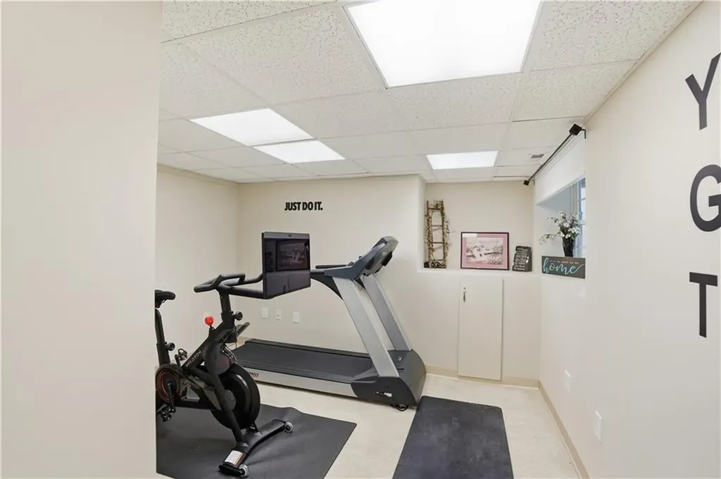 52 Hummingbird Lane Cranston RI 02921